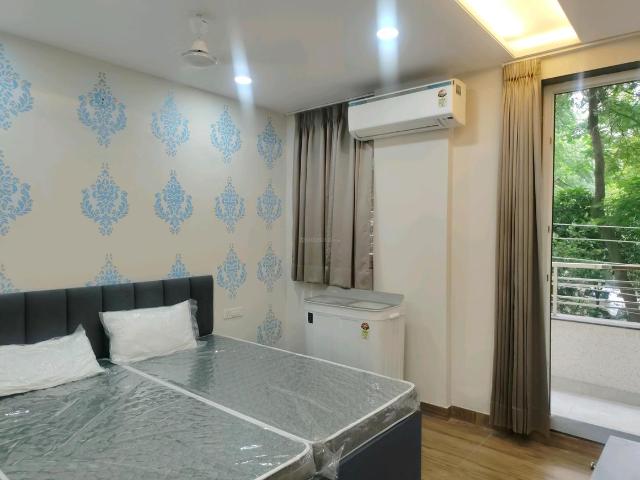1 BHK Independent House in Sushant Lok Phase 1 for rent Gurgaon. The reference number is 20784008
