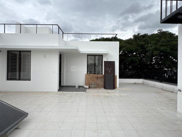 1 BHK Penthouse in Indira Nagar for rent Bengaluru. The reference number is 20952924