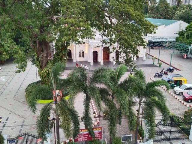 1 BHK Penthouse in Vaduthala for rent Kochi. The reference number is 21246429