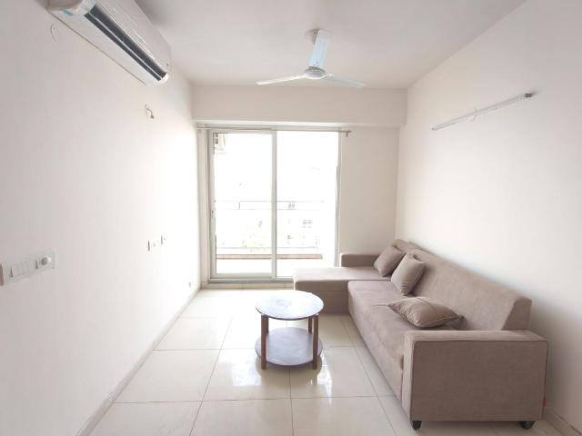 1 BHK Studio in Jaypee Greens for resale Greater Noida. The reference number is 20548378