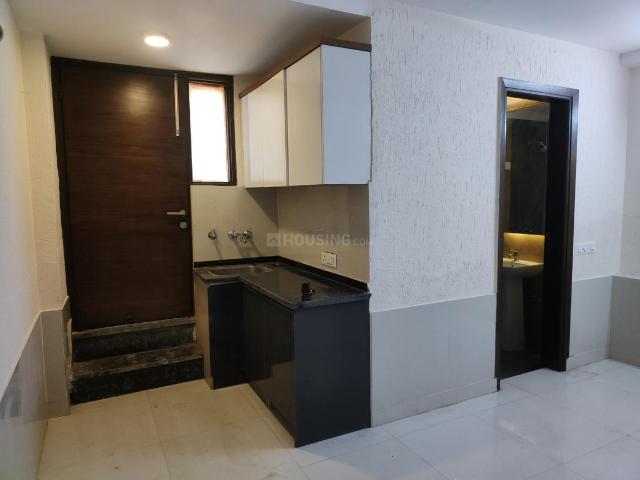 1 BHK Studio in Lajpat Nagar for rent New Delhi. The reference number is 21148545