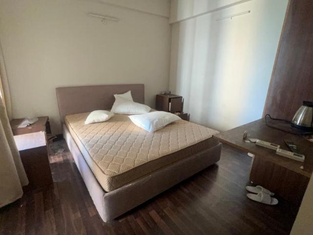 1 BHK Studio in Sector 137 for rent Noida. The reference number is 20054262