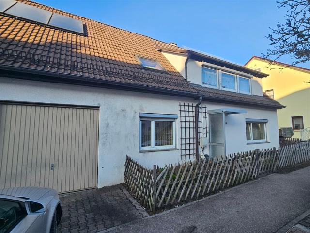 1 bis 2 Fam. Haus mit viel Potential und tollem Garten