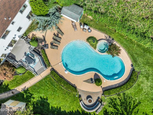 1 Blue Point Cove