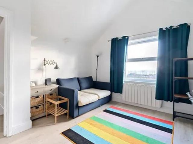 1 Blythe Hill, London, SE6 4UJ, United Kingdom | 1 bed apartment for rent #140657527 | Rentberry