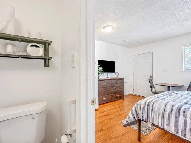 1 BR in Marietta