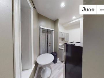 1 BR in Boston