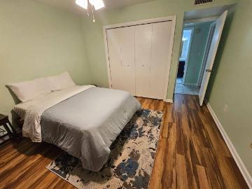 1 BR in St. Petersburg