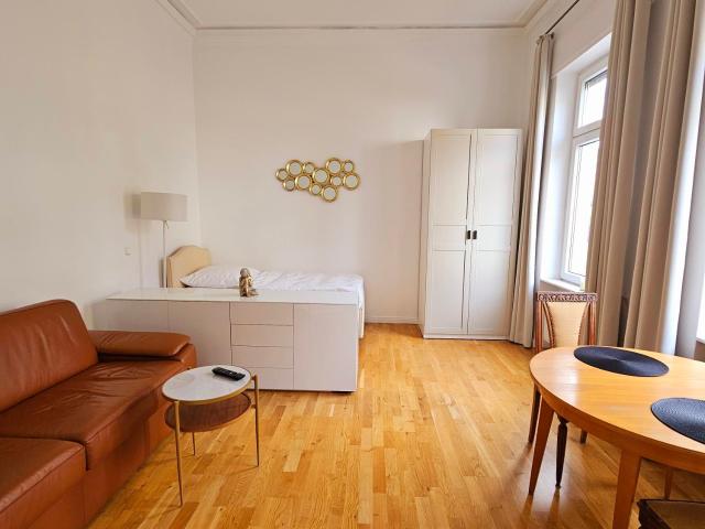 1 BR in the heart of Wiesbaden, right at the Kurpark