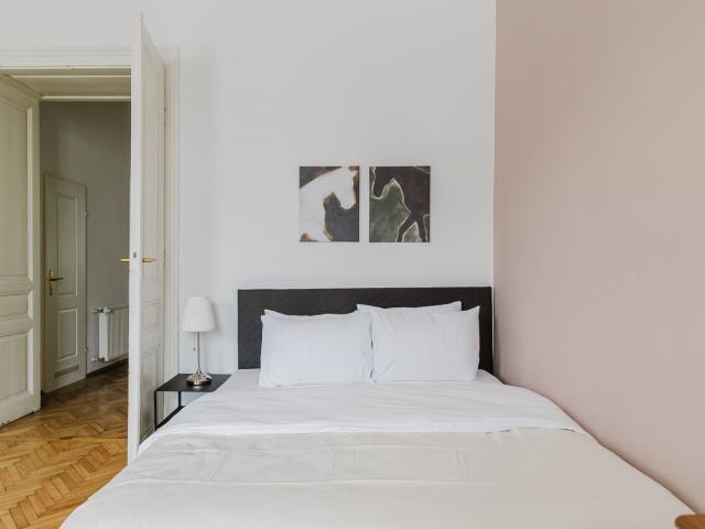 1 BR | Landstraße, elevator, nr Belvedere