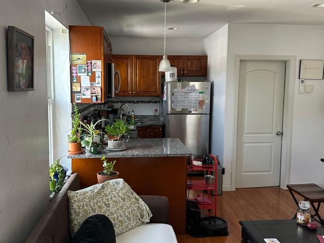 1 BR, 0 BA Apartment 39 Vinton St, Providence, RI 02909