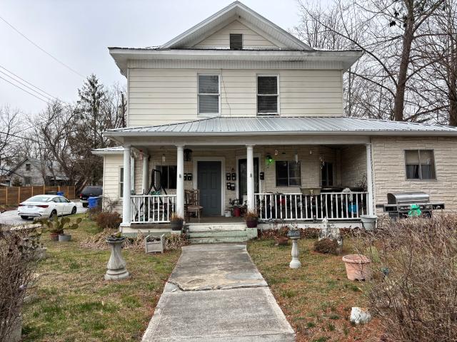 1 BR, 0 BA Apartment 337 1st Ave West, Hendersonville, NC 28739