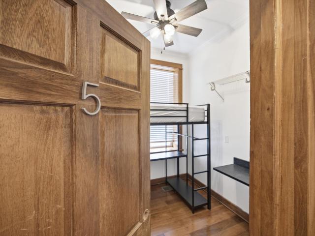 1 BR, 1 BA Apartment 823 McCallie Ave Room, Chattanooga, TN 37403