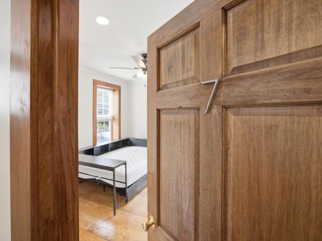 1 BR, 1 BA Apartment 823 McCallie Ave Room, Chattanooga, TN 37403