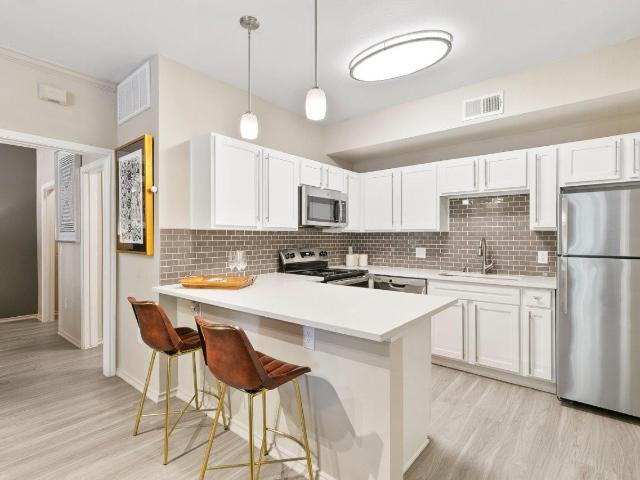 1 BR, 1.5 BA Apartment 12500 Merit Drive Unit 6317, Dallas, TX 75251