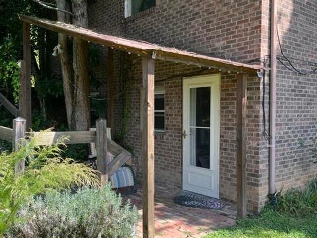 1 BR, 1.5 BA Apartment 135 Fulton Drive, Hendersonville, NC 28792