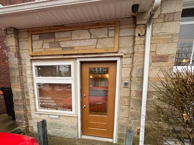 1 BR, 1.5 BA Apartment 15 S Highland Ave, Unit Boutique, Akron, OH 44303