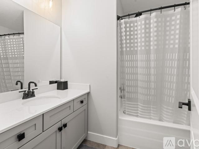 1 BR, 1.5 BA Apartment 1935 N 4100 W, Unit Master bedroom, Lehi, UT 84043