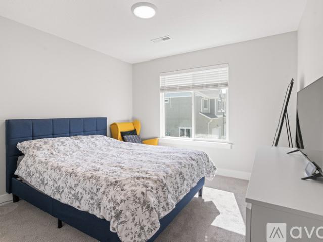 1 BR, 1.5 BA Apartment 1935 N 4100 W, Unit South room, Lehi, UT 84043
