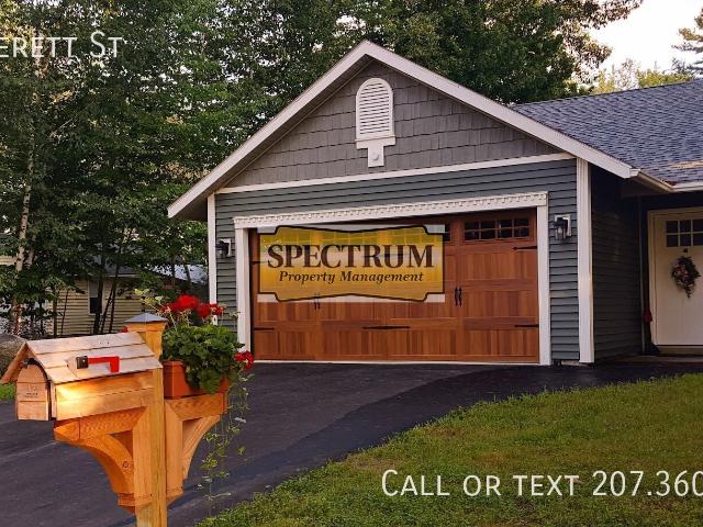 1 BR, 1.5 BA Apartment 34 Everett St, Oakland, ME 04963