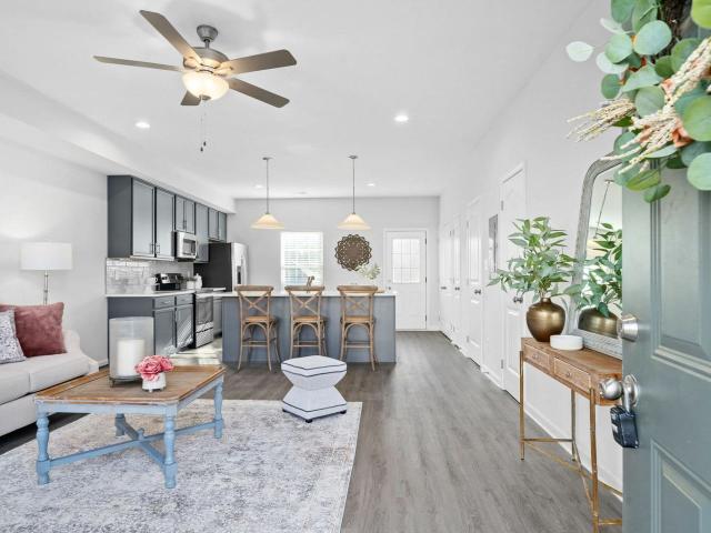 1 BR, 1.5 BA Apartment 401 Victory Road Unit 8B, Clarksville, TN 37042