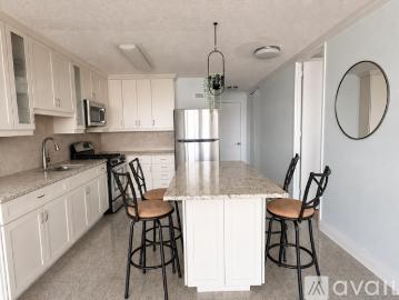 1 BR, 1.5 BA Apartment 7002 JFK Blvd East, Unit 42i, Guttenberg, NJ 07093