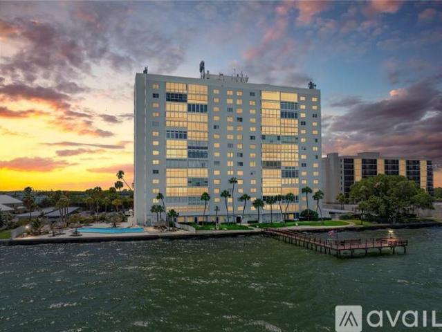 1 BR, 1.5 BA Apartment 7200 Sunshine Skyway Ln S, Unit 15F, St. Petersburg, FL 33711