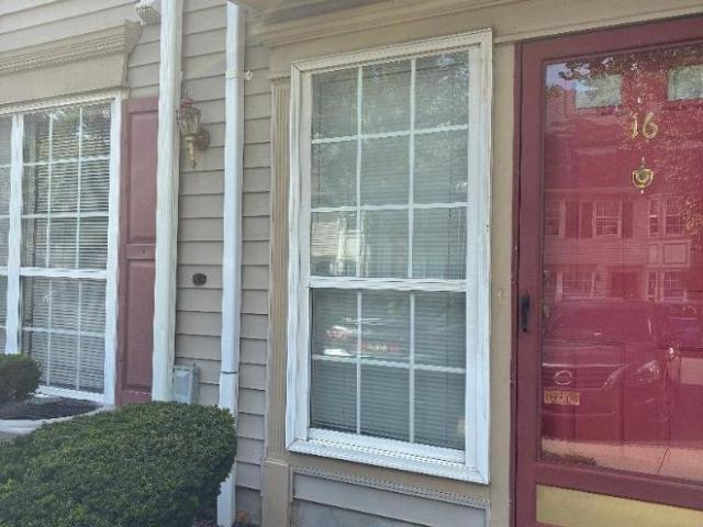 1 Br, 1 bath, Townhouse/Brownstone/RowHouse 16 Boston Ct