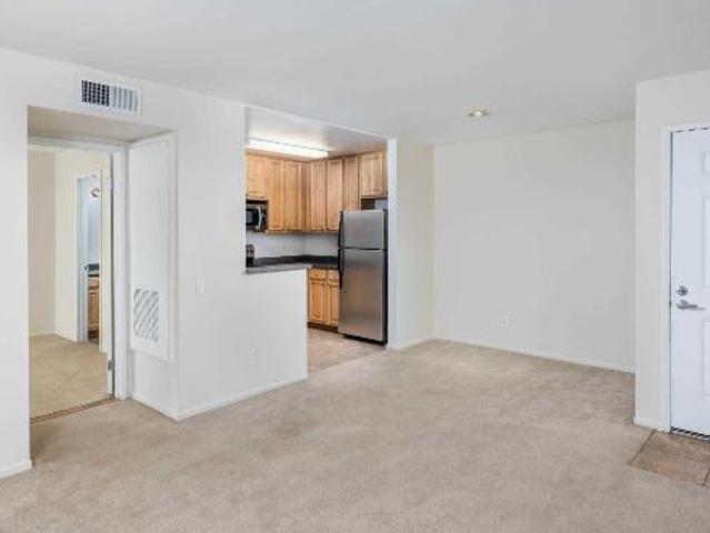 1 Br, 1 bath, Apartment 11540 Windcrest Lane