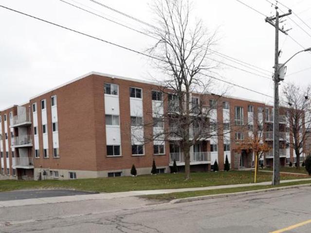 2 Br, 1 bath, Apartment 350 Regina Street North