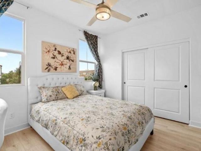 1 Br, 1 bath, Condo 4382 Pacifica Way