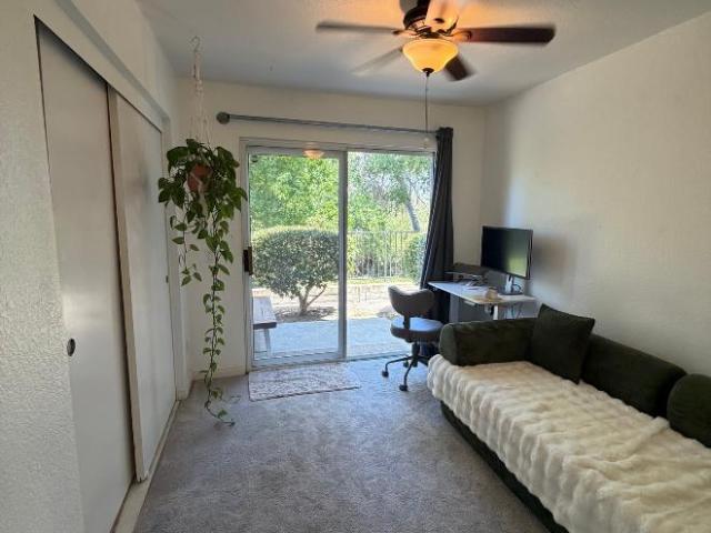 1 Br, 1 bath, Condo 5070 Via Manos