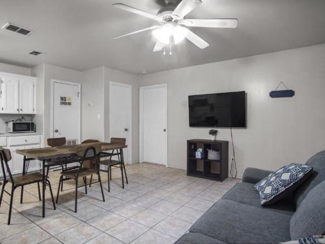 1 Br, 1 bath, Condo 513 N 7th St