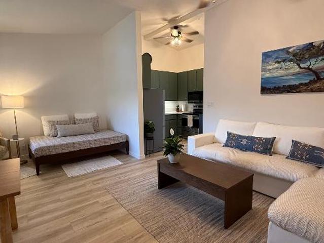 1 Br, 1 bath, Condo 64 1061 Mamalahoa Hwy