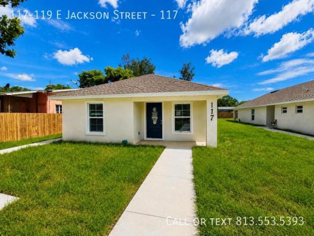 2 Br, 2 bath, Condo 119 E Jackson Street