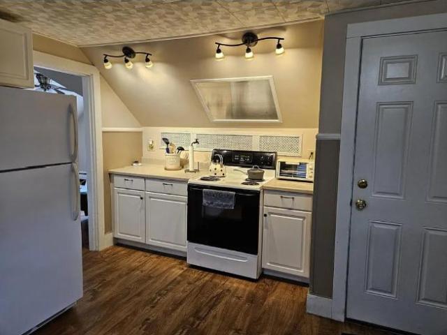 1 Br, 1 bath, Condo 20 Sylvan Drive