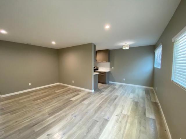 1 Br, 1 bath, Condo 254 S Normandie Ave