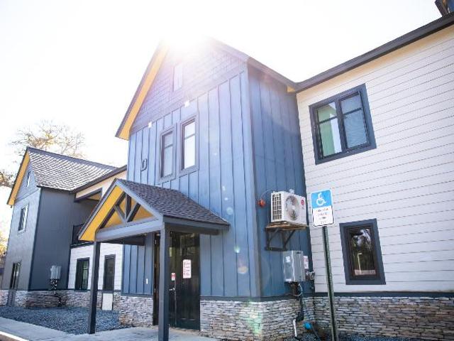 1 Br, 1 bath, Apartment 1510 South West Street