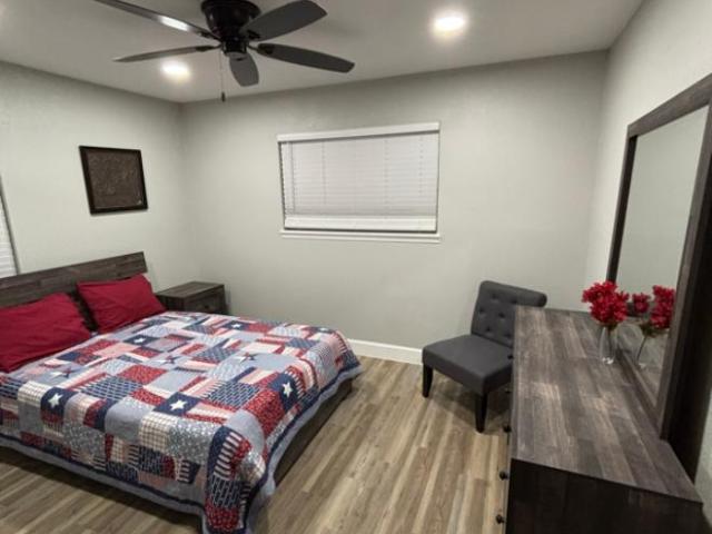 1 Br, 1 bath, Single Family 141 Echols St