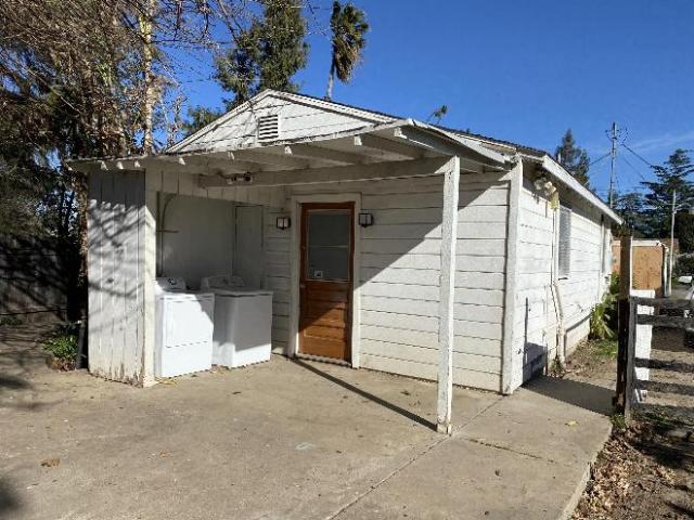 1 Br, 1 bath, Single Family 339 North Abbie Street