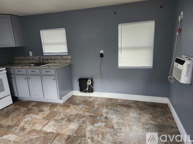 1 BR, 1 BA Apartment Davis Street, Unit Unit E, Gibsonton, FL 33534