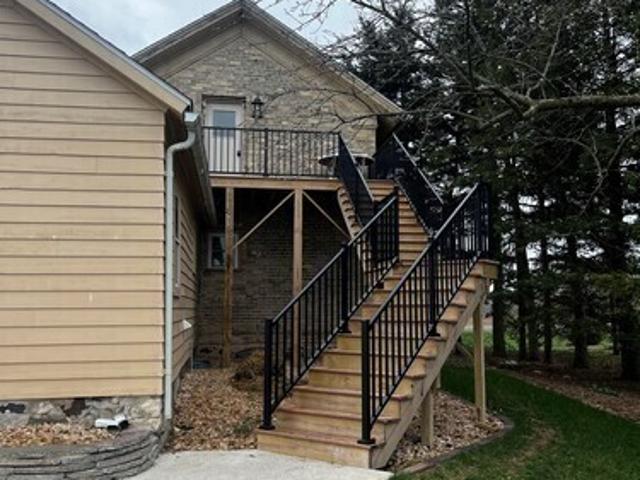 1 BR, 1 BA Apartment W 9032 Brazelton Drive, Unit Upper level, Kewaskum, WI 53040