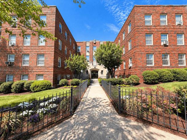 1 BR, 1 BA Apartment 1401 Sheridan St NW Unit 302, Washington, DC 20011
