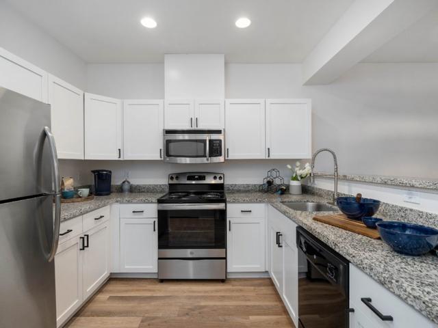 1 BR, 1 BA Apartment 1415 Northwest Santa Fe Lane Unit 6304, Silverdale, WA 98383