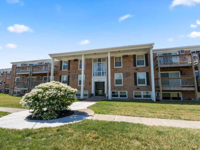 1 BR, 1 BA Apartment 1424 Haslett Road Unit 117HF, East Lansing, MI 48823