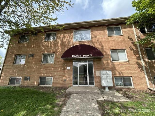 1 BR, 1 BA Apartment 1424 S Pennsylvania Ave. Apt Lansing, MI 48910