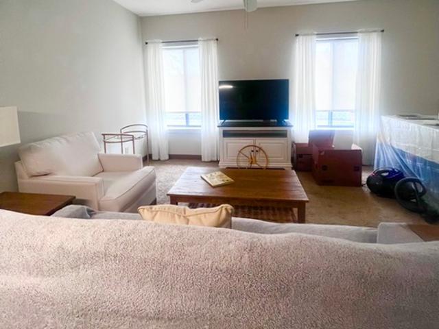 1 BR, 1 BA Apartment 142 Van Zandt Ave, Unit 402, Newport, RI 02840