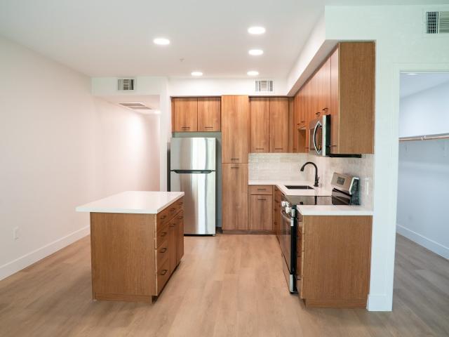 1 BR, 1 BA Apartment 1432 W San Carlos St, Unit 255, San Jose, CA 95126