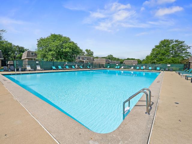 1 BR, 1 BA Apartment 1440 S Neltnor Blvd Unit 520_2D, West Chicago, IL 60185