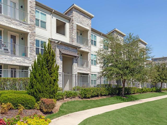 1 BR, 1 BA Apartment 14520 Briar Forest Dr Unit 7210, Houston, TX 77077